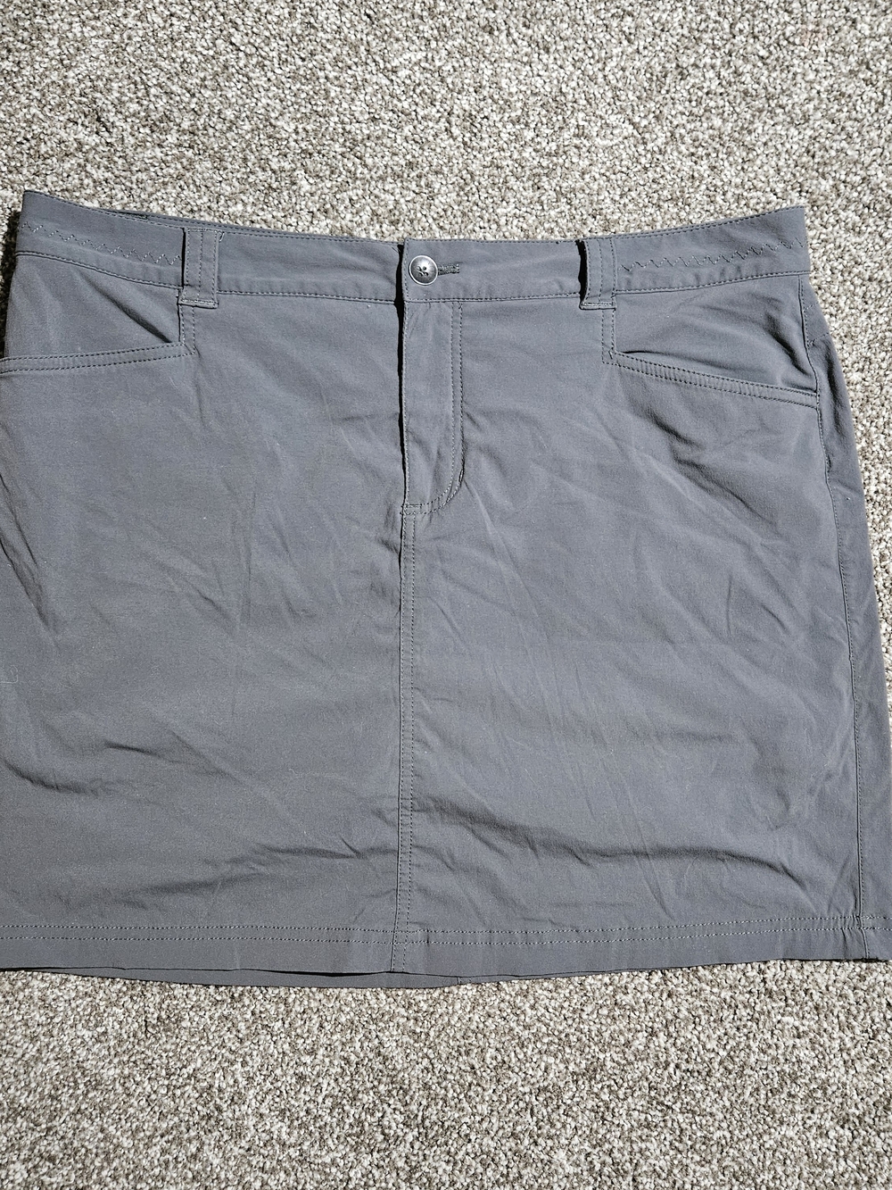 Eddie Bauer Travex Womens Skort Gray Athletic Size 14 Stretch Golf Tennis Sport
